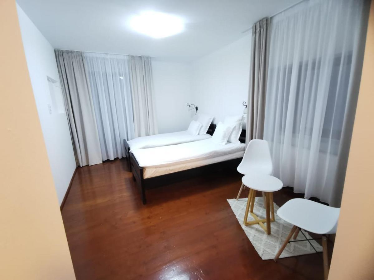 La Rocca Hotel Фундата Екстериор снимка