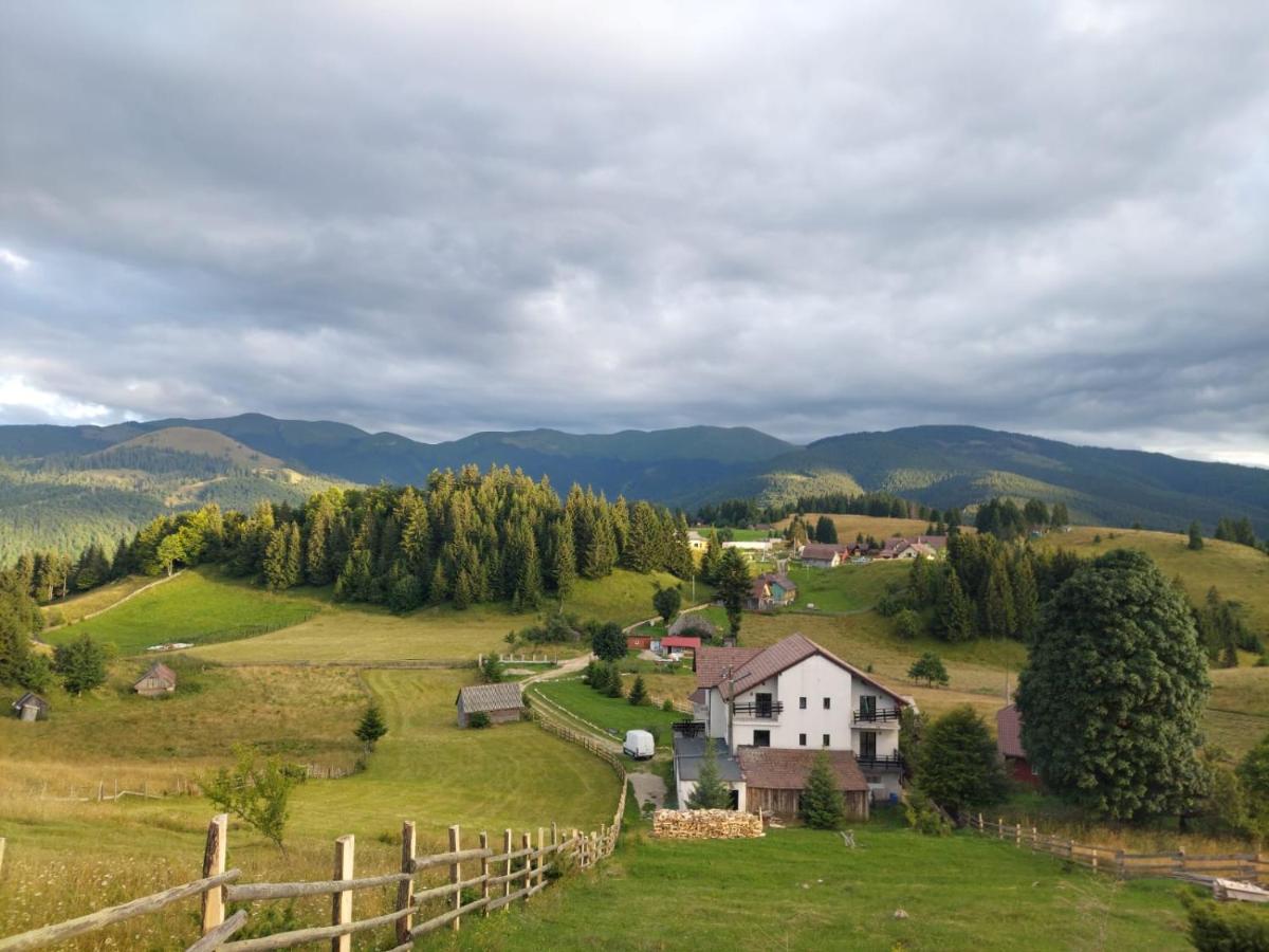 La Rocca Hotel Фундата Екстериор снимка
