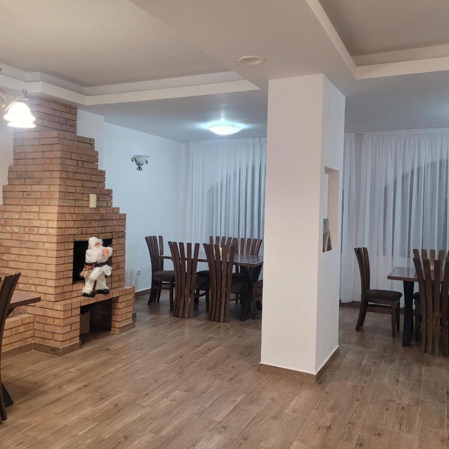 La Rocca Hotel Фундата Екстериор снимка